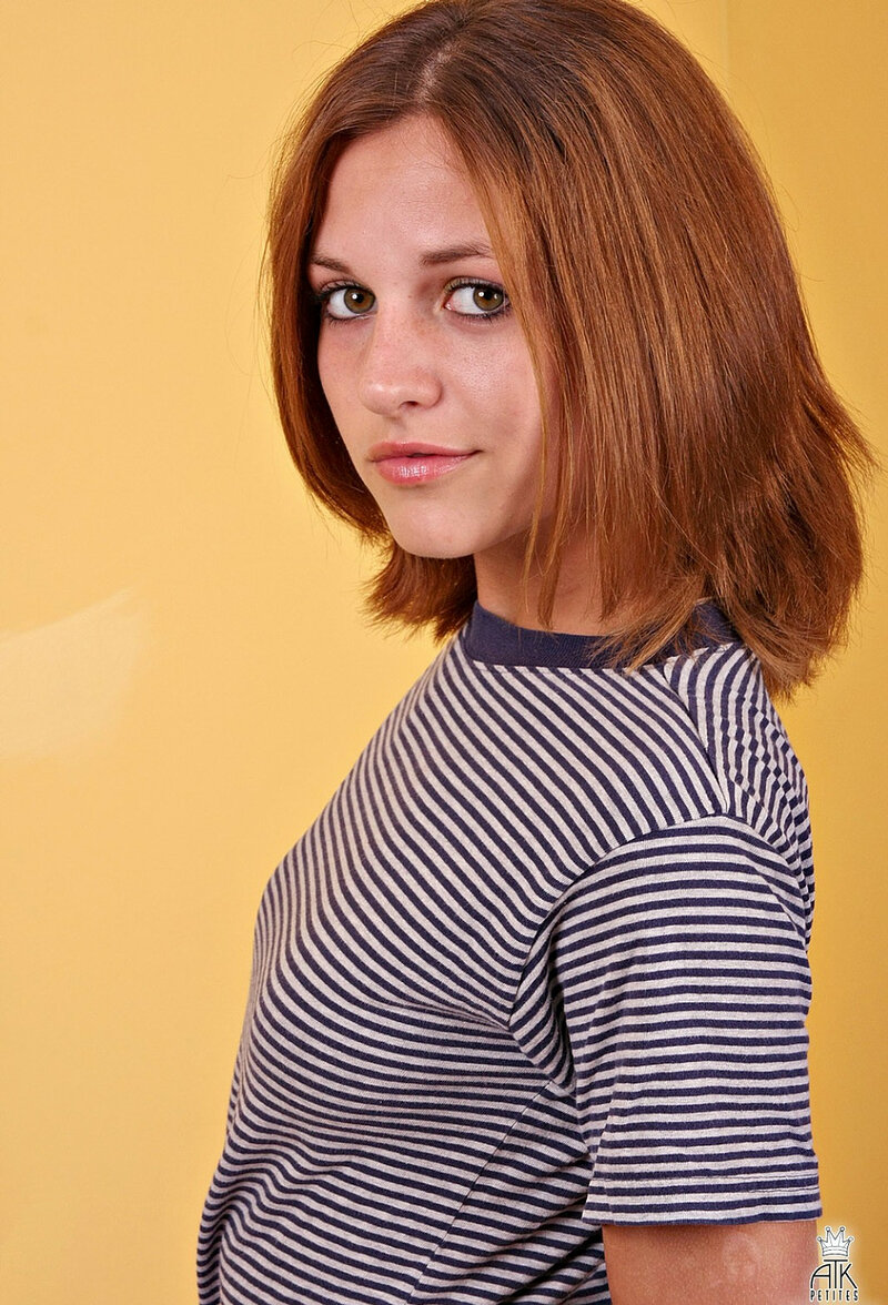 Anжела, 19 лет, 2 размер груди